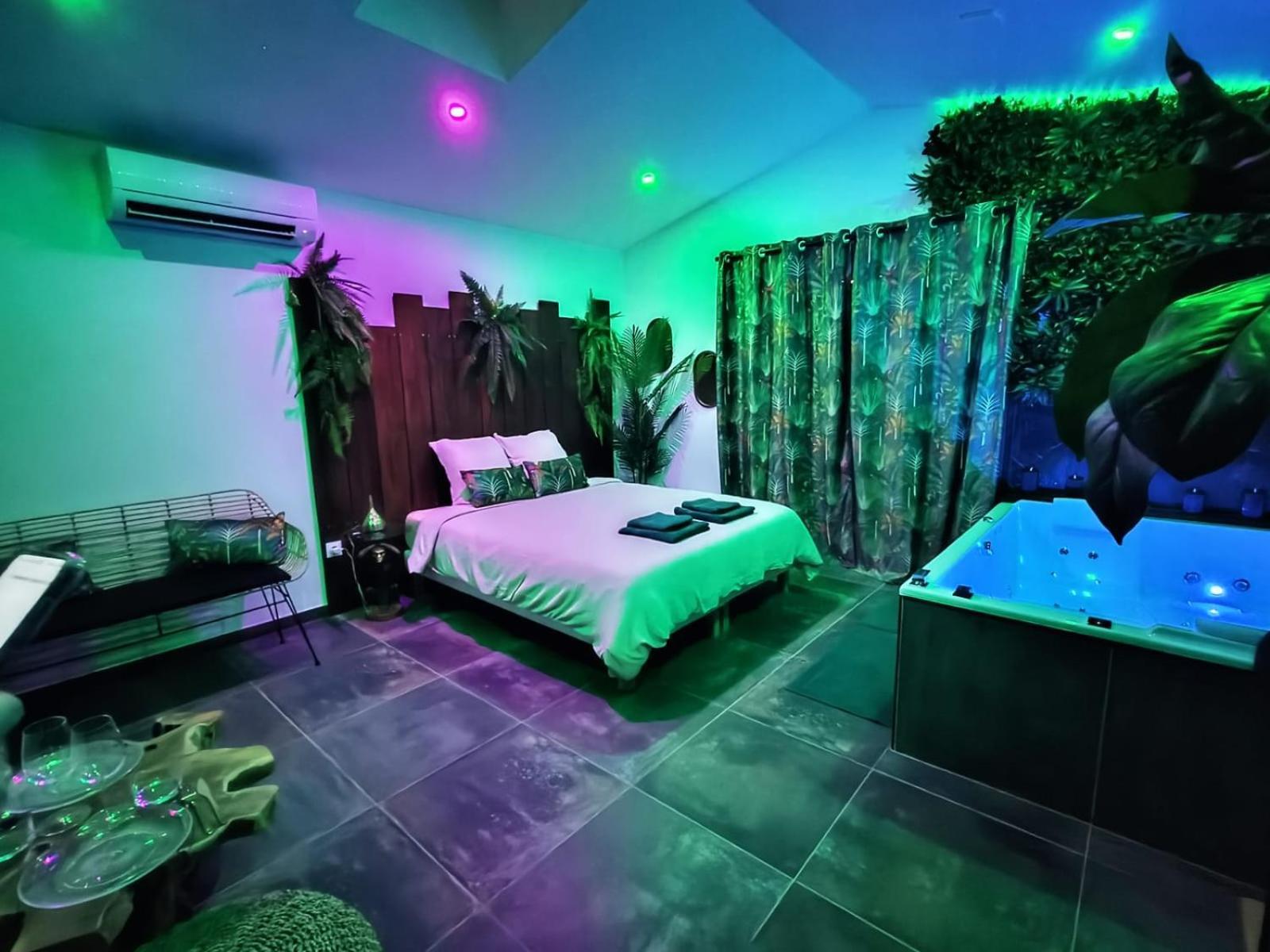 La Jungle Room Роняк Екстериор снимка