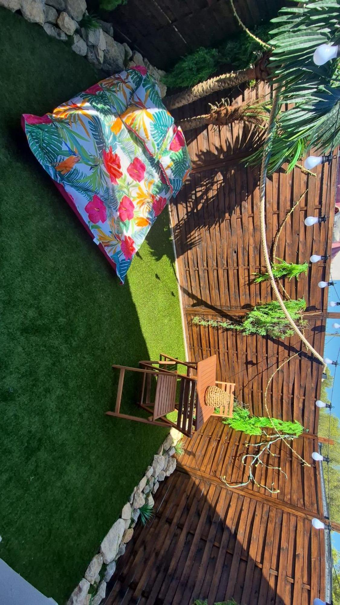 La Jungle Room Роняк Екстериор снимка